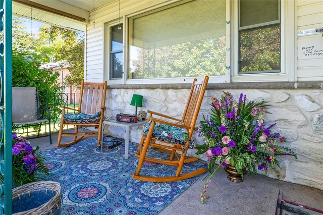 $199,900 | 165 Heberton Road, Irondequoit, NY 14622