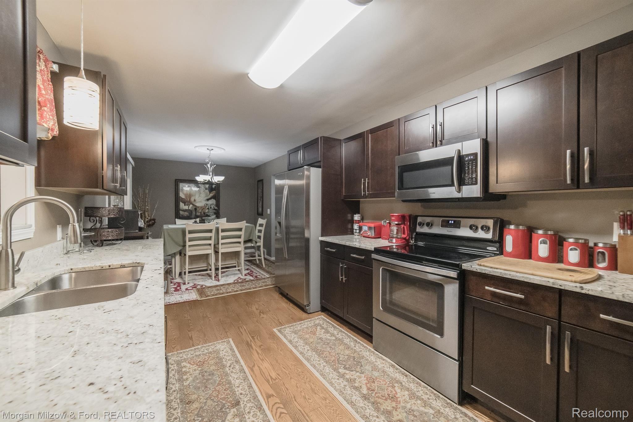 7168 Miller Road Swartz Creek, MI 48473 - Photo 16 of 39 7168 Miller Rd-16.jpg