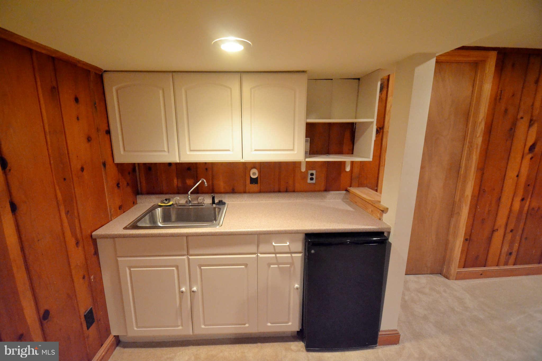 3906 Ronson Drive Alexandria, VA 22310 - Photo 13 of 23 Interior General