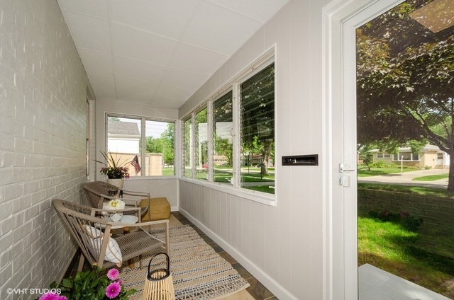 5701 Main Street Morton Grove, IL 60053 - Photo 9 of 10