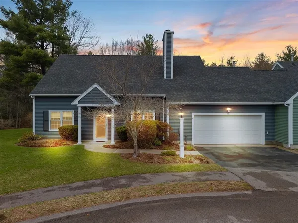 $719,900 | 31 Pintail Road, Unit 31, Walpole, MA 02081