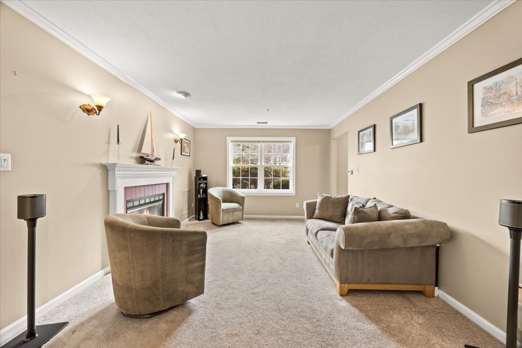 31 Pintail Road, Unit 31 Walpole, MA 02081 - Photo 12 of 35