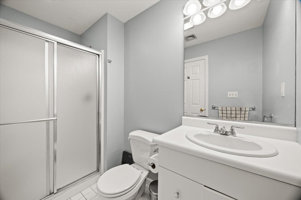 31 Pintail Road, Unit 31 Walpole, MA 02081 - Photo 19 of 35