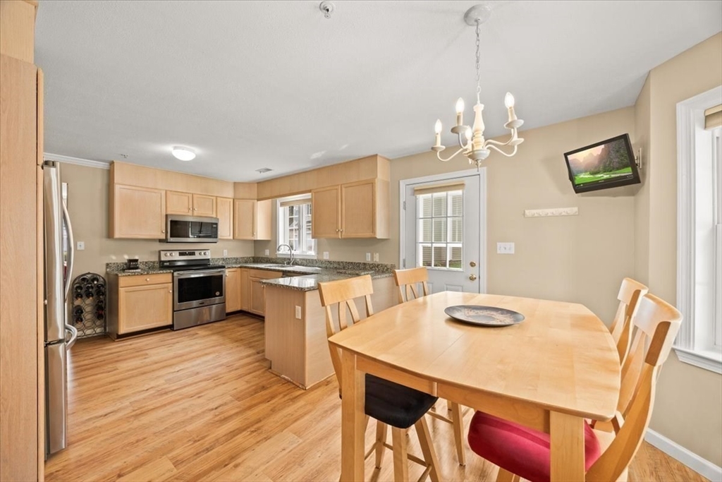 31 Pintail Road, Unit 31 Walpole, MA 02081 - Photo 8 of 35