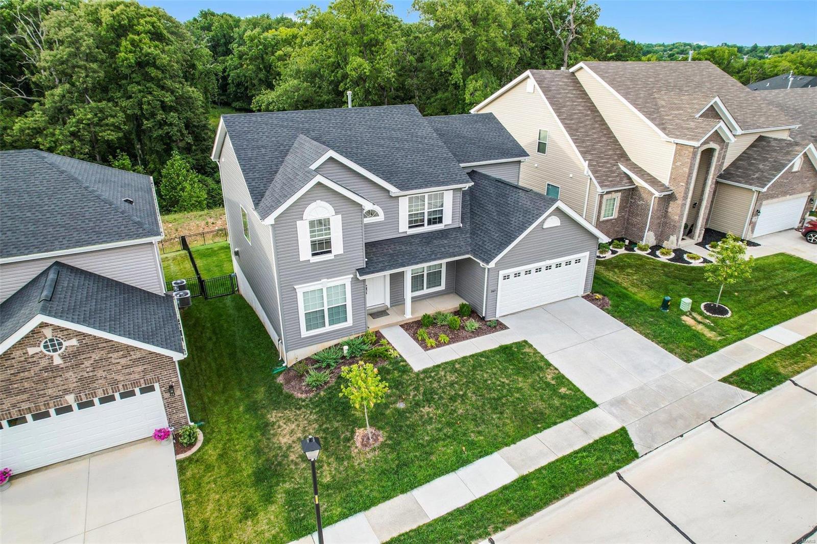 263 Arbors At Bridle Path Ballwin, MO 63021 - Photo 3 of 38 Gallery Image 3