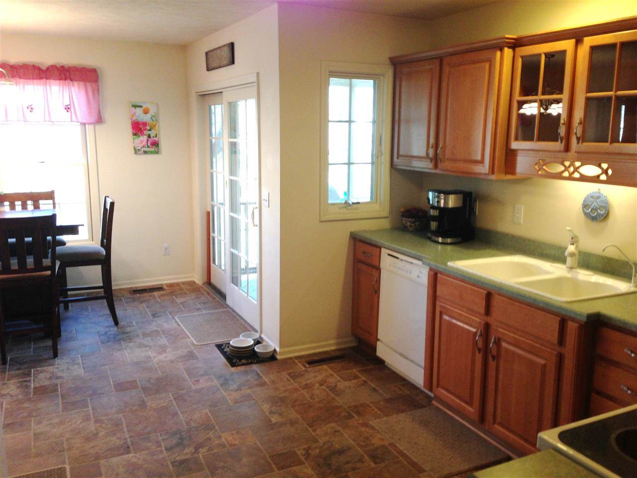 32878 Pheasant Ridge Lane New Carlisle, IN 46552 - Photo 5 of 20 Gallery Image 5