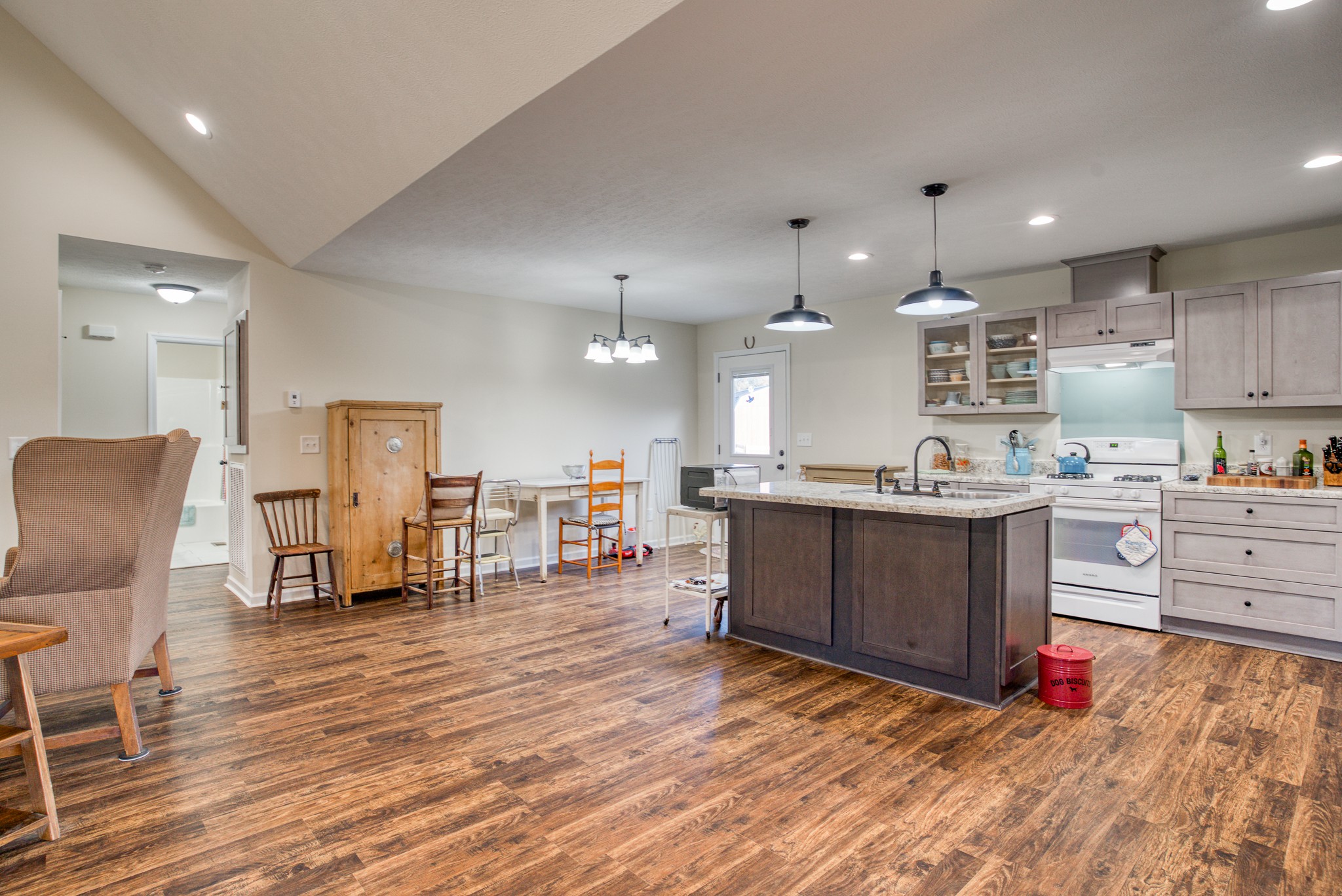 1343 Fitzpatrick Road Culleoka, TN 38451 - Photo 9 of 37 Gallery Image 9