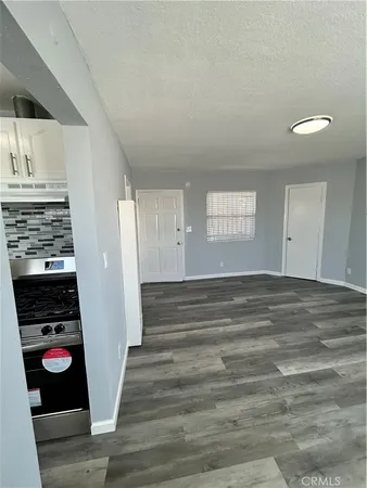 $1,500 | 6517 1/2 Avalon Boulevard, Unit 4, Los Angeles, CA 90003