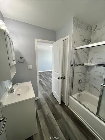$1,500 | 6517 1/2 Avalon Boulevard, Unit 4, Los Angeles, CA 90003