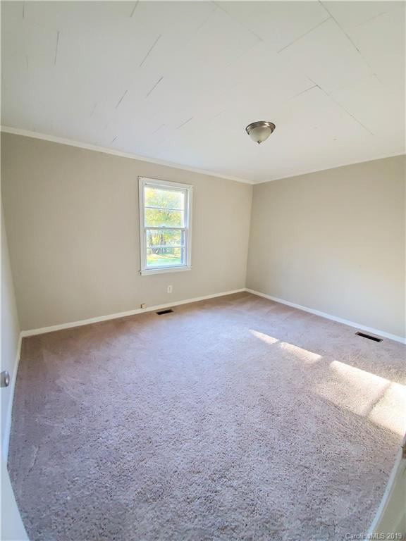 511 Queens Road, Unit 1 Gastonia, NC 28052 - Photo 11 of 15 Gallery Image 11