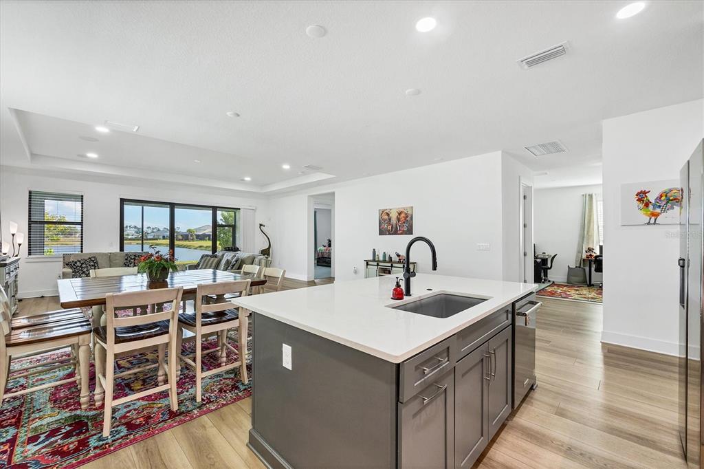 18500 Midsummer Place Venice, FL 34293 - Photo 14 of 69