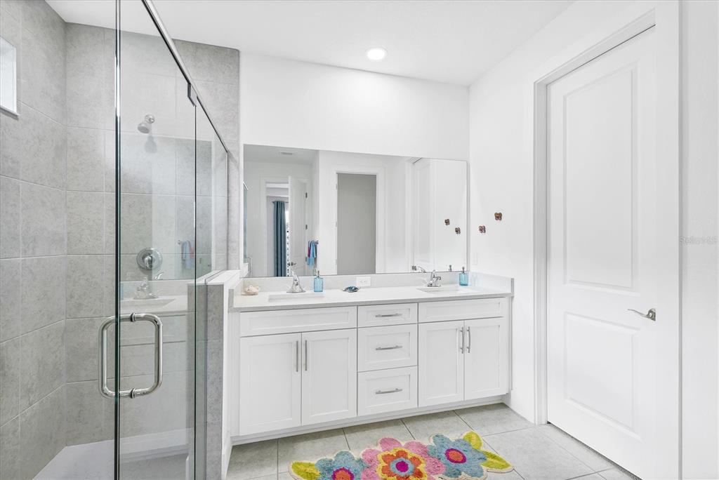 18500 Midsummer Place Venice, FL 34293 - Photo 20 of 69