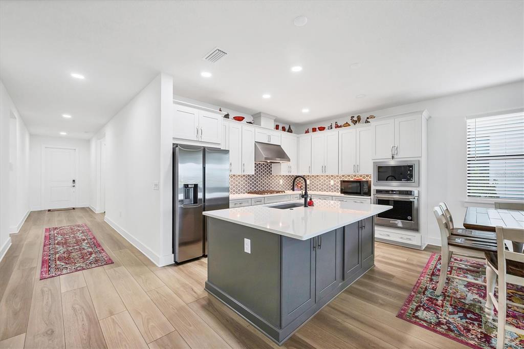 18500 Midsummer Place Venice, FL 34293 - Photo 2 of 69