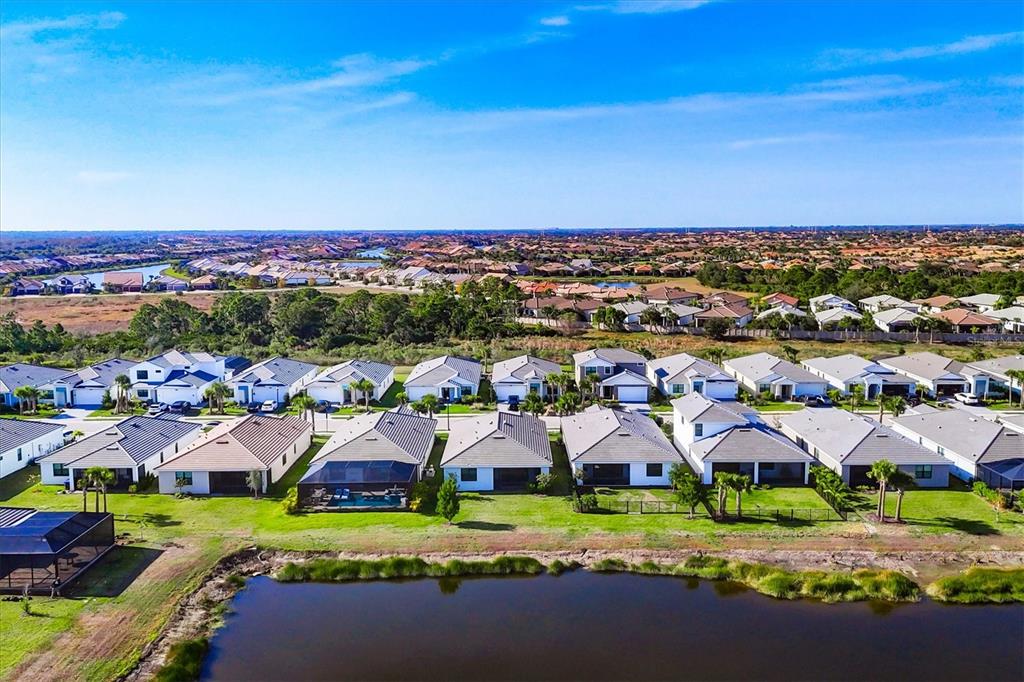 18500 Midsummer Place Venice, FL 34293 - Photo 38 of 69