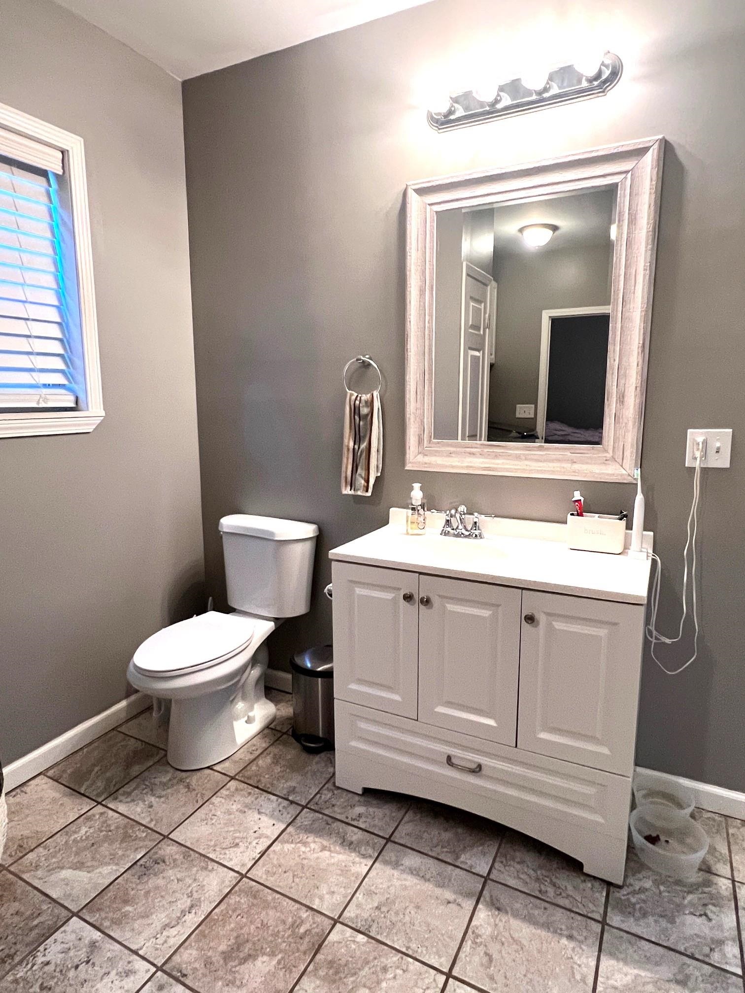 368 Green Street Perry, MI 48872 - Photo 11 of 26 50189957-3bf735ab-72b6-4509-92f2-55e0971f66b1.JPG