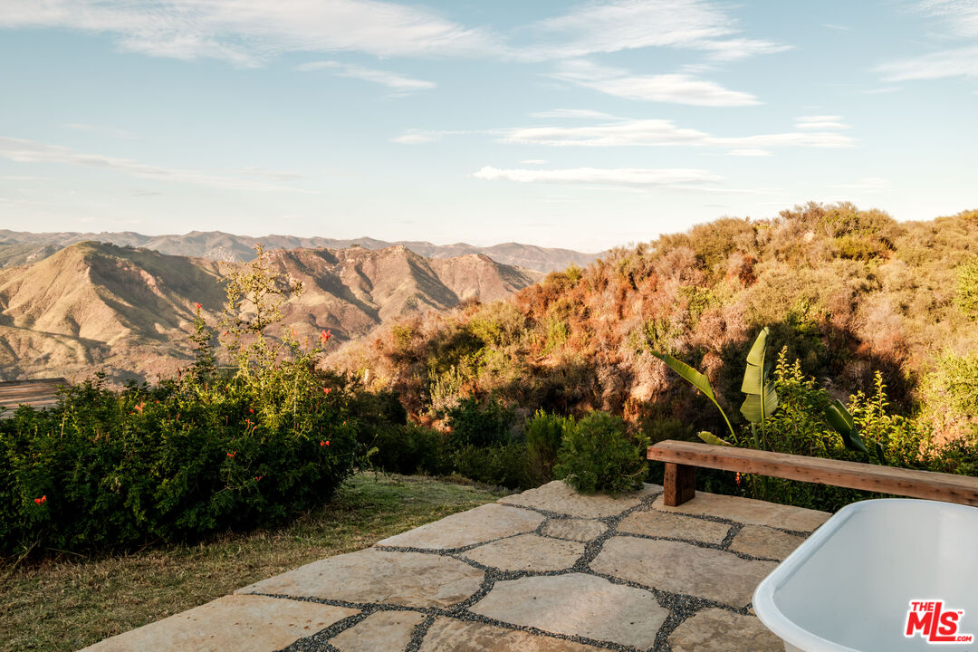 20333 Reigate Road Topanga, CA 90290 - Photo 30 of 69 Gallery Image 30
