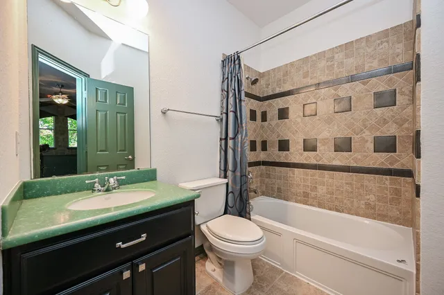 $3,500 | 7431 Baldwin Crossing, Sugar Land, TX 77479