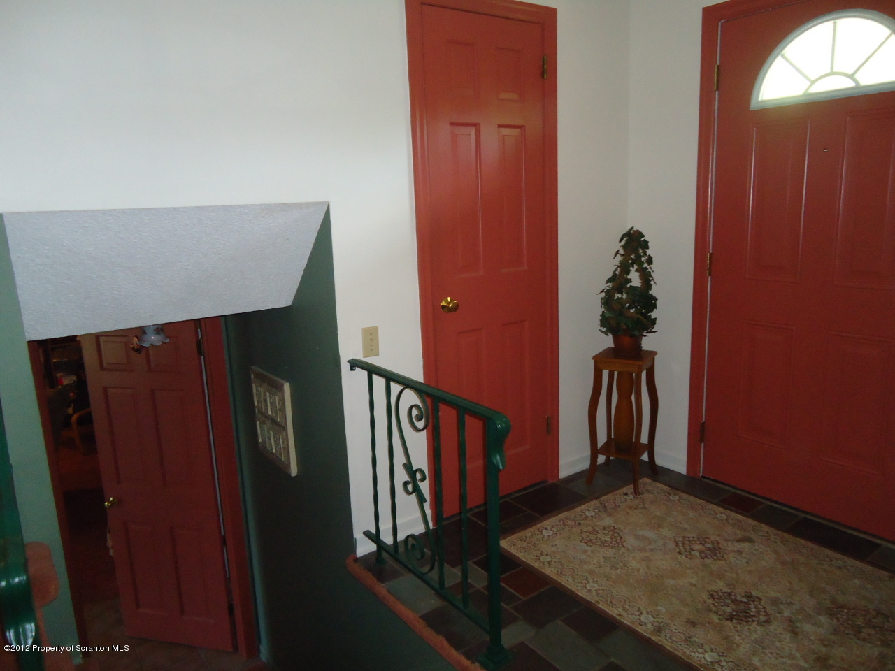 201 Leach Hill Road Clarks Summit, PA 18411 - Photo 2 of 40 Gallery Image 2