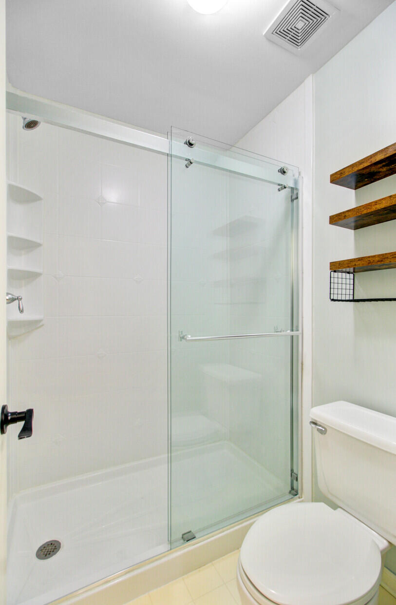 306 Clubview Road Summerville, SC 29485 - Photo 31 of 44 Jack-and-Jill Bathroom Shower