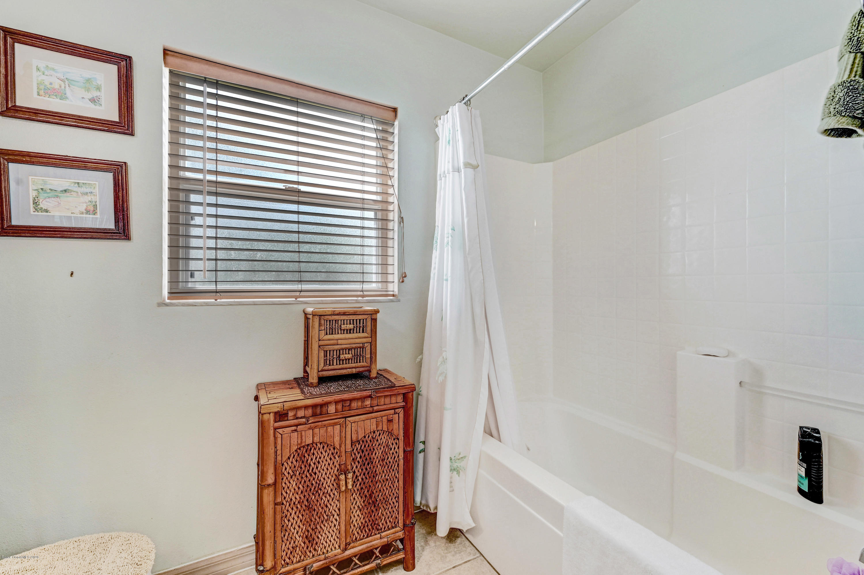 2334 Ravel Road Southeast Palm Bay, FL 32909 - Photo 19 of 34 Guest Bathroom
