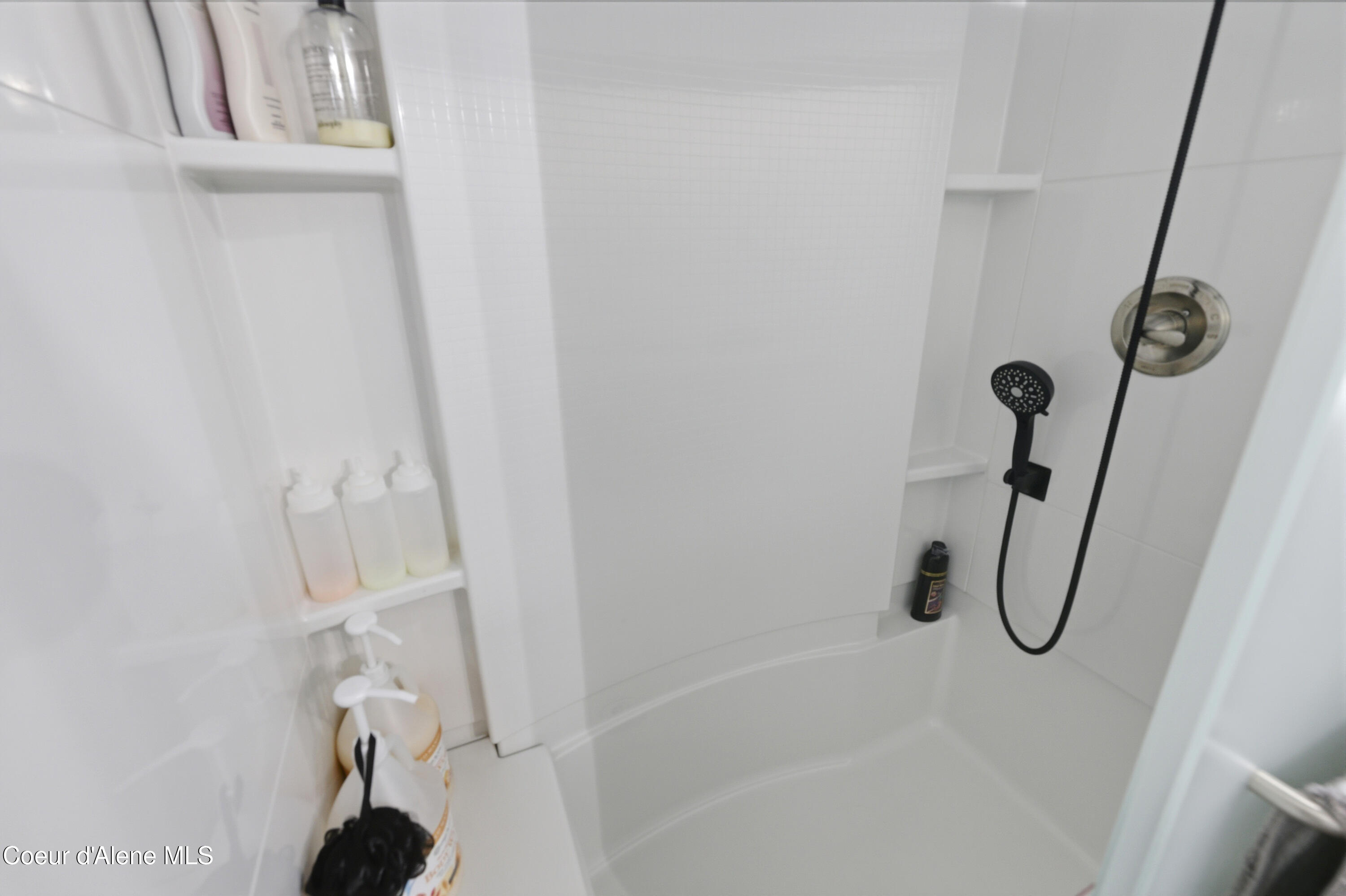 1339 West Aden Court Coeur D'Alene, ID 83815 - Photo 20 of 36 1339 W Aden Ct_RedHogMedia 24 1