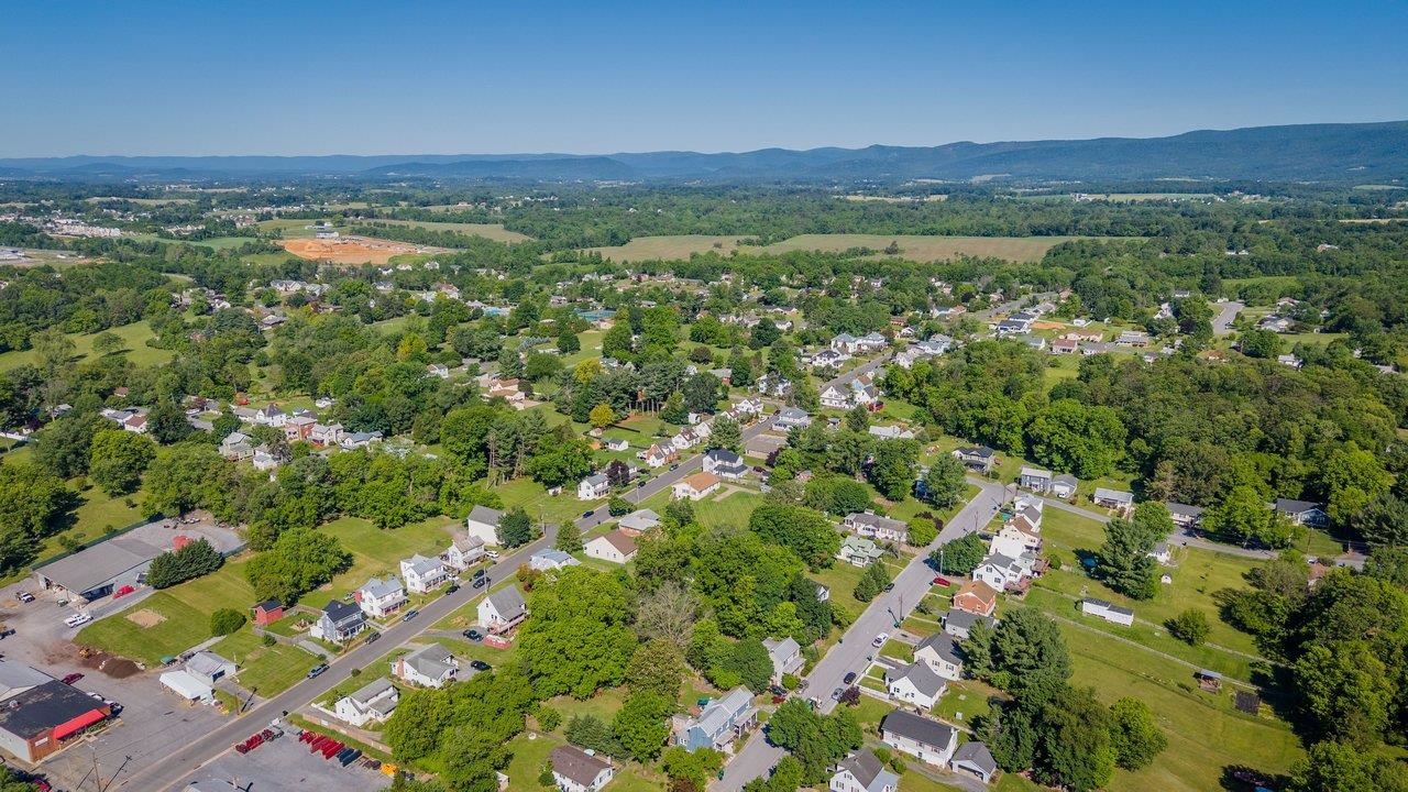 420 West Spring Street Woodstock, VA 22664 - Photo 53 of 67 an aerial view of residential houses with outdoor space and trees