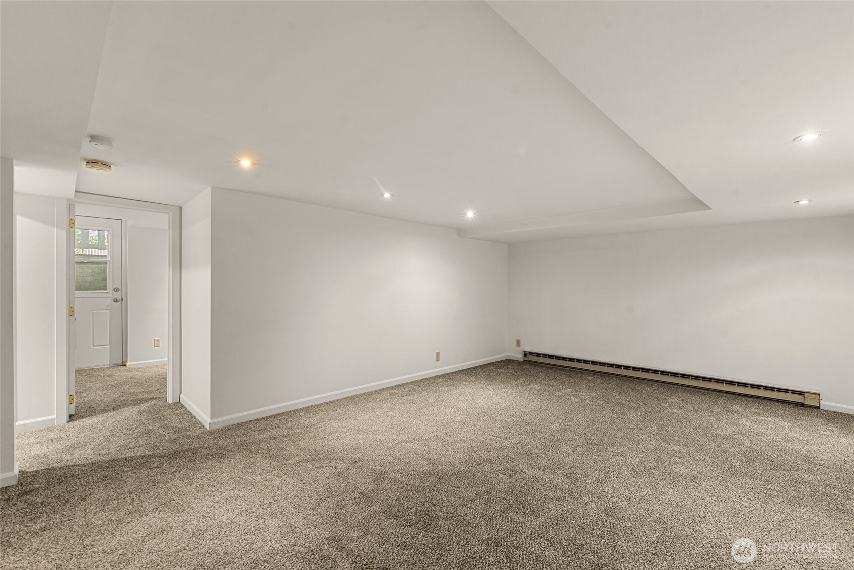 1133 Washington Street Wenatchee, WA 98801 - Photo 27 of 40 an empty room with a empty space and windows