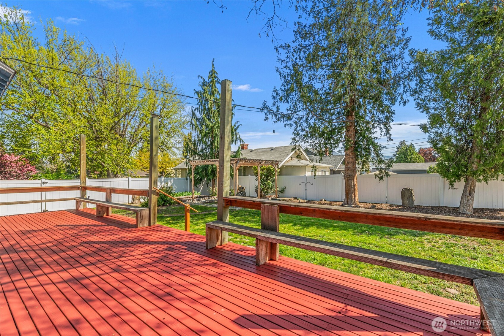 1133 Washington Street Wenatchee, WA 98801 - Photo 38 of 40 a view of a park with large trees