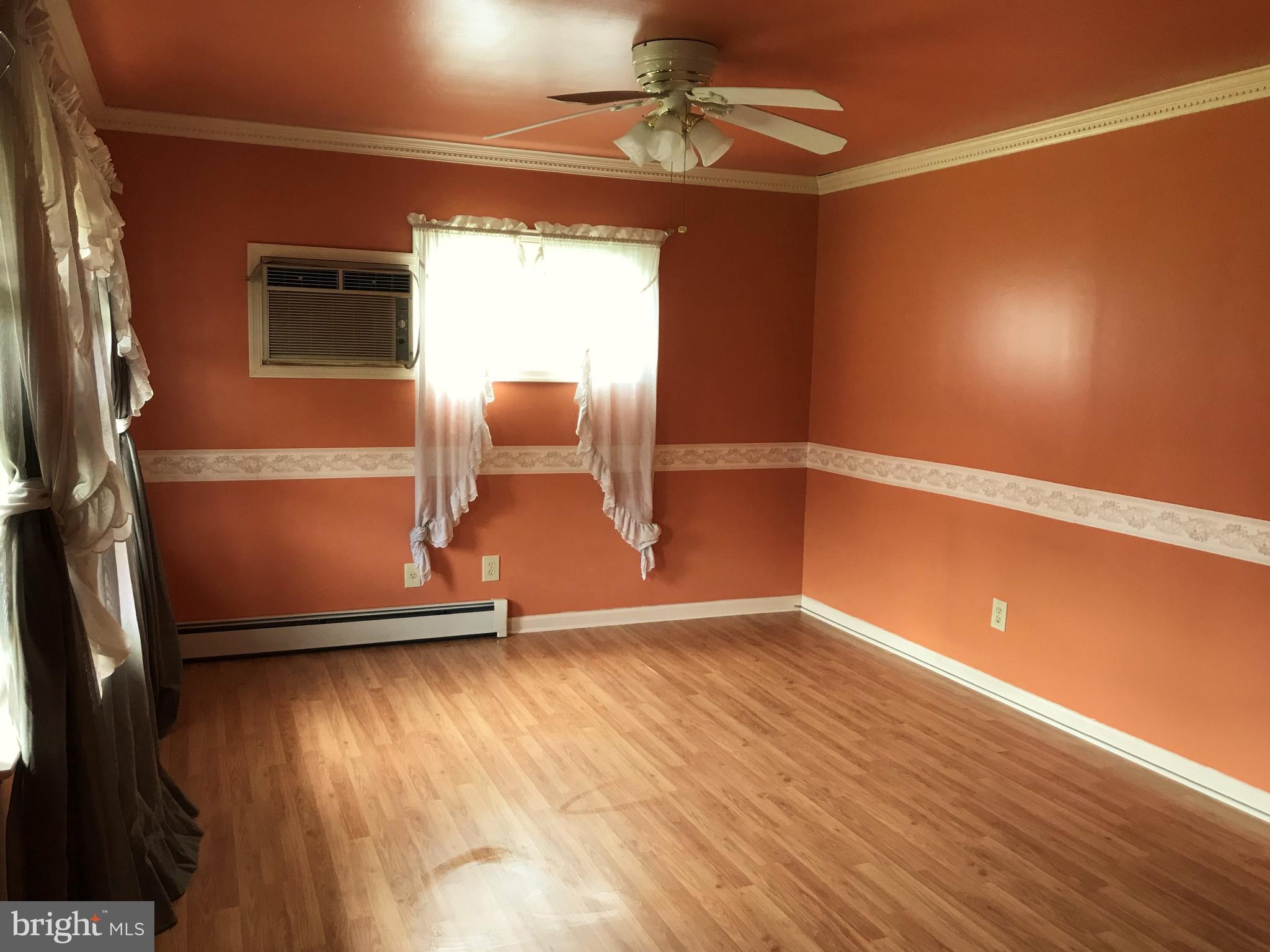 2818 Woodhaven Road Philadelphia, PA 19154 - Photo 6 of 37 Gallery Image 6