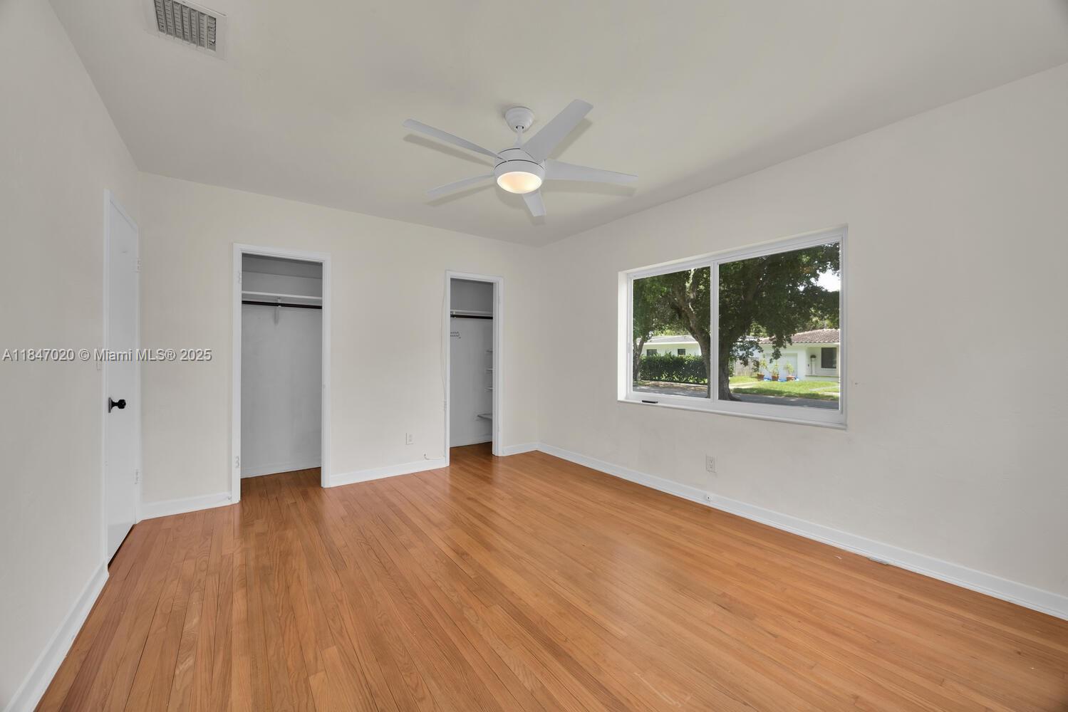 5770 Southwest 39th Street Miami, FL 33155 - Photo 11 of 27 Gallery Image 11