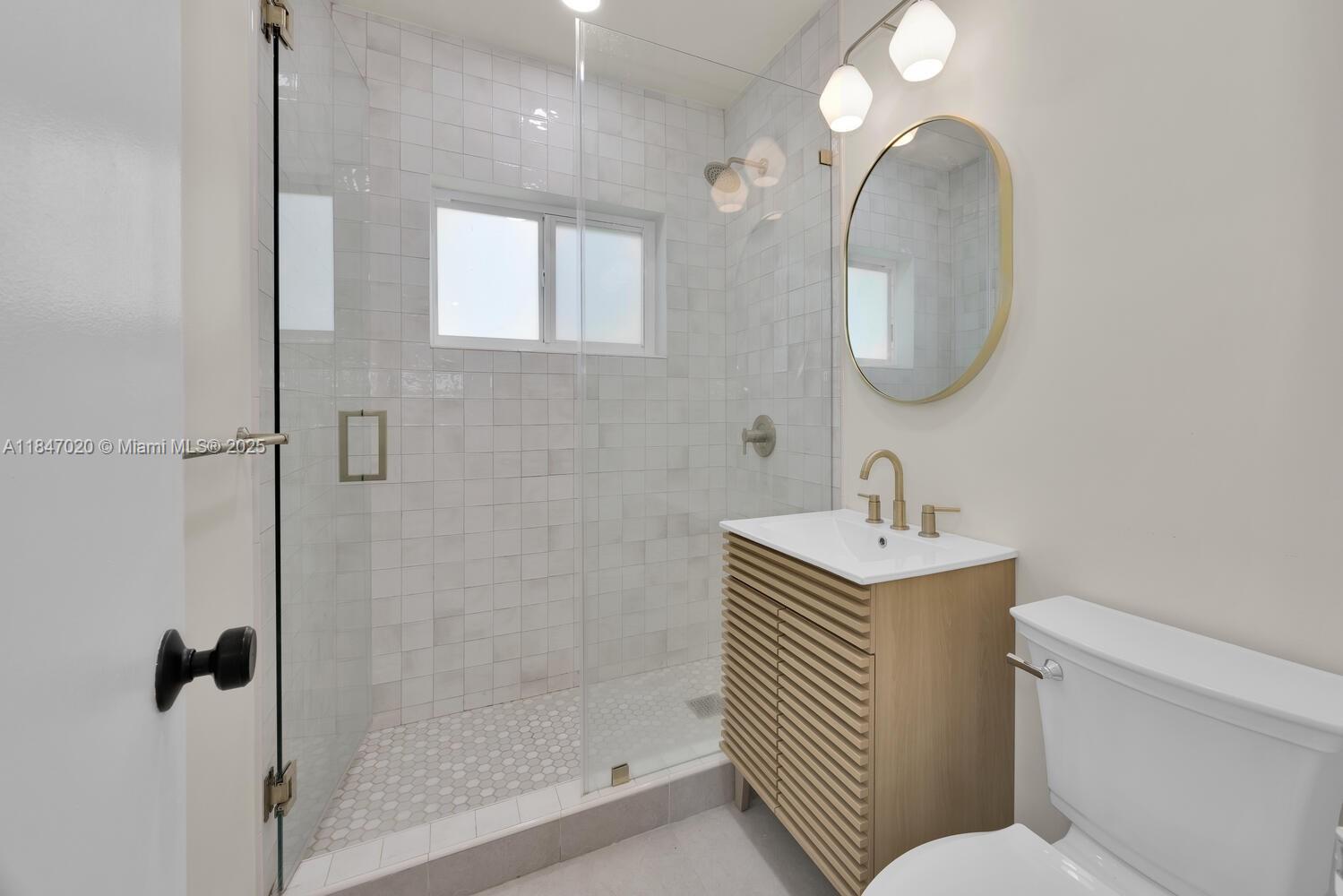 5770 Southwest 39th Street Miami, FL 33155 - Photo 13 of 27 Gallery Image 13