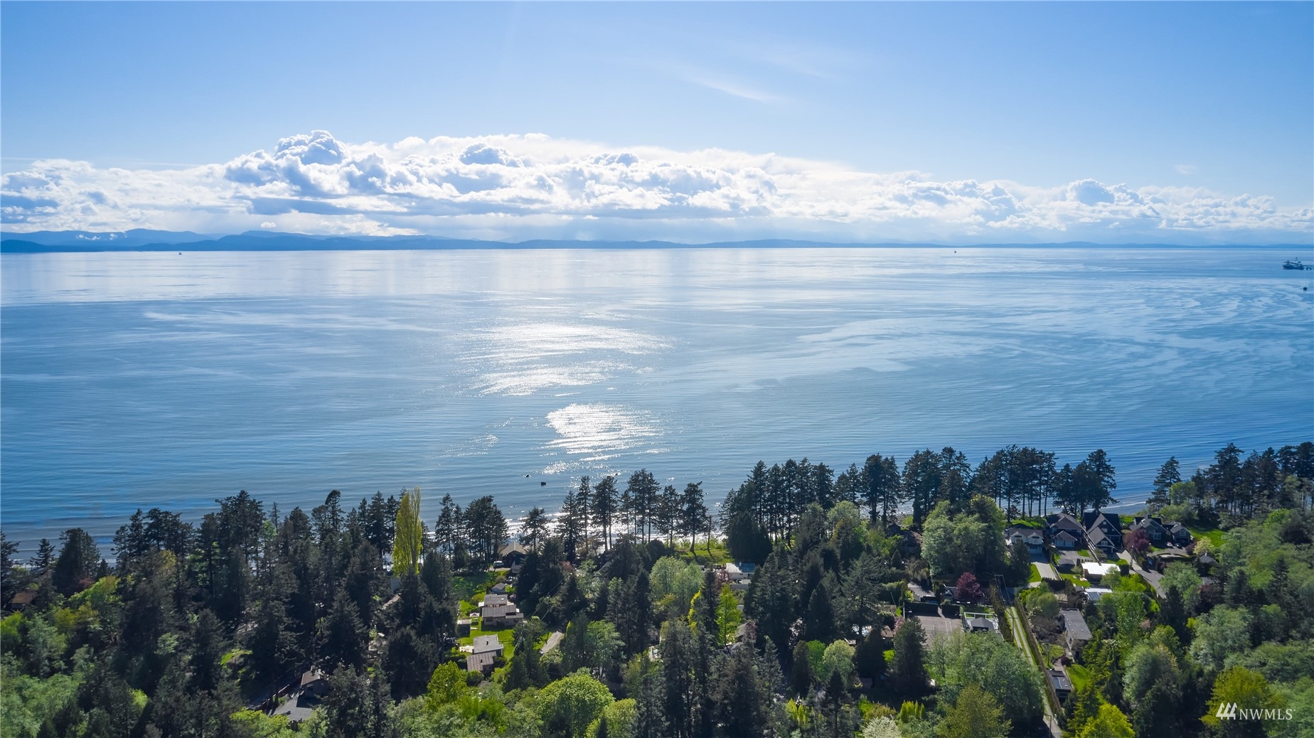 0 Rex Street Point Roberts, WA 98281 - Photo 5 of 10 a view of a sky from a lake