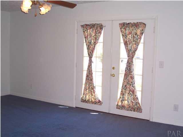 6463 Berryhill Road Milton, FL 32570 - Photo 8 of 11 Gallery Image 8