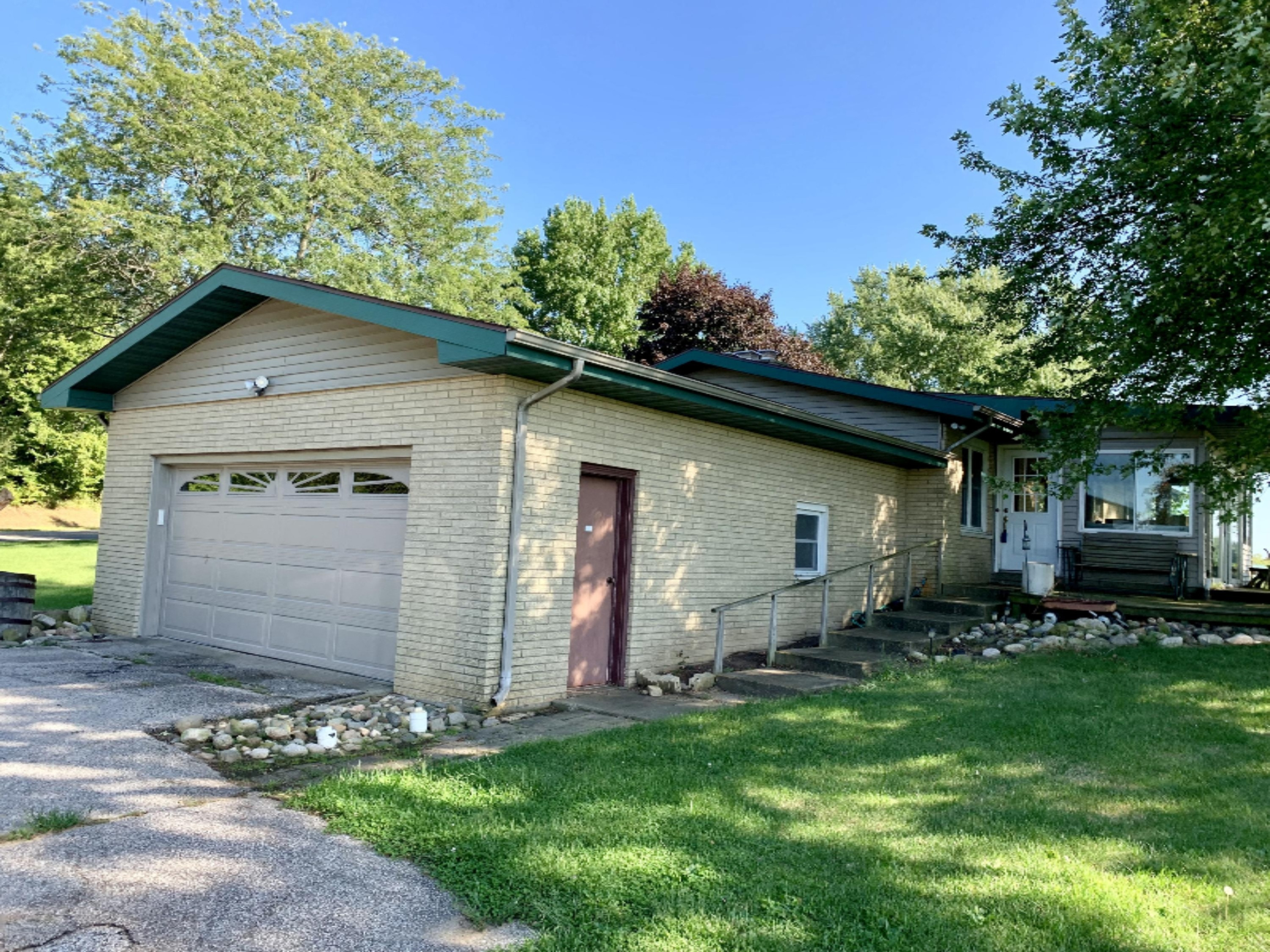 5388 South Pipestone Road Sodus, MI 49126 - Photo 39 of 48 IMG_8953 (1)