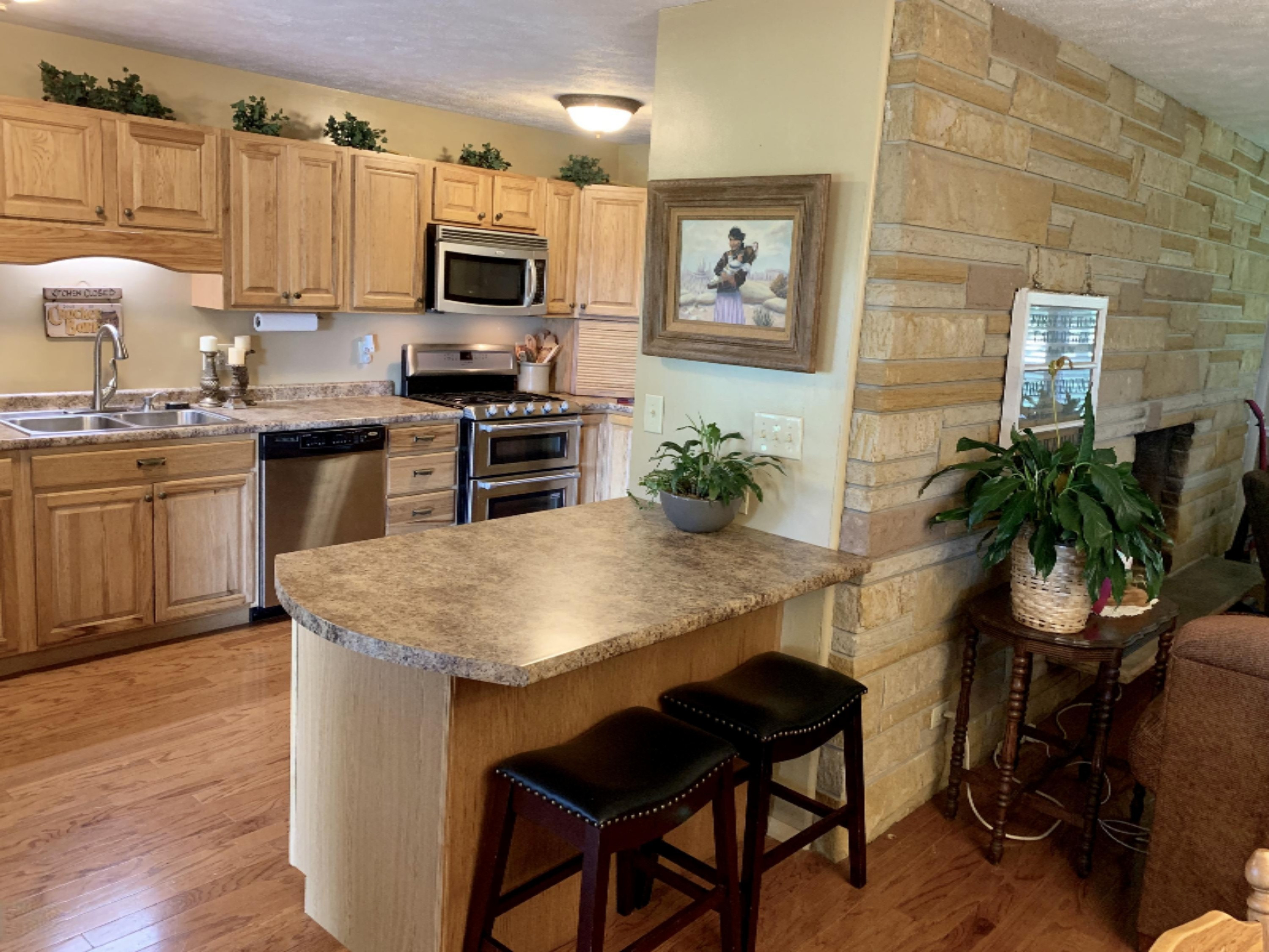 5388 South Pipestone Road Sodus, MI 49126 - Photo 4 of 48 IMG_8881
