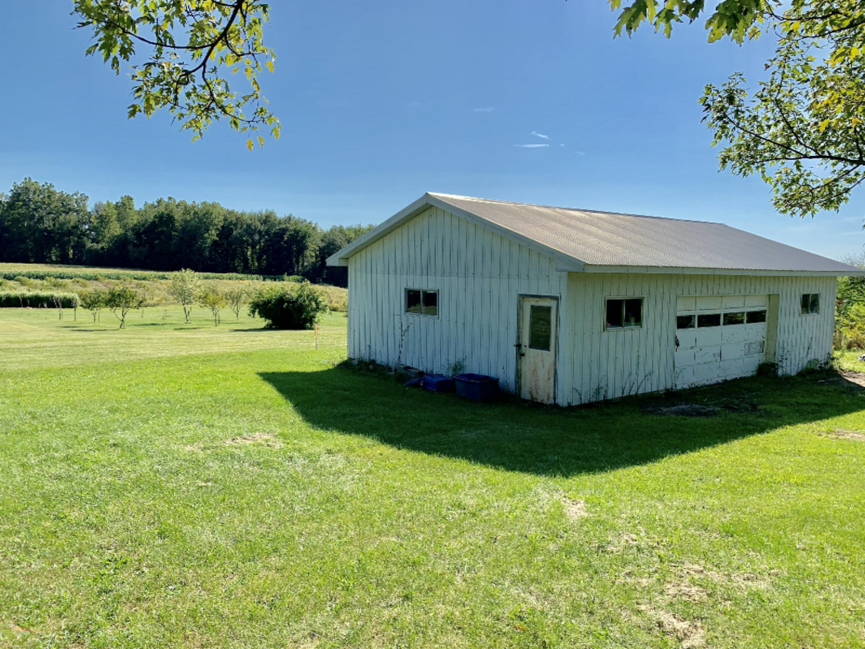 5388 South Pipestone Road Sodus, MI 49126 - Photo 9 of 48 IMG_8934