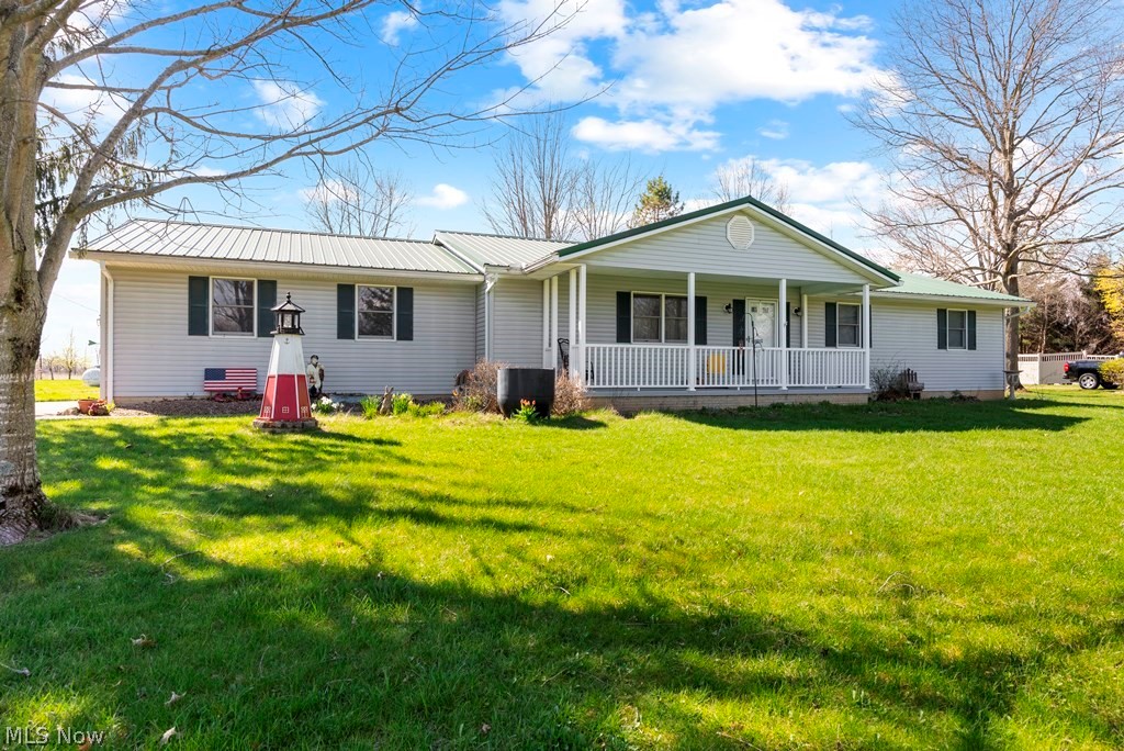 20290 Indian Hollow Road Wellington, OH 44090 - Photo 2 of 45