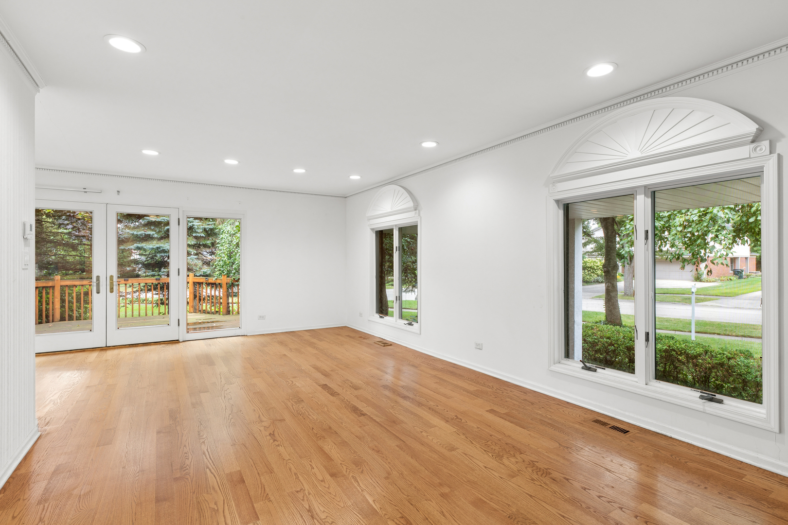 2415 Happy Hollow Road Glenview, IL 60026 - Photo 2 of 33 Gallery Image 2