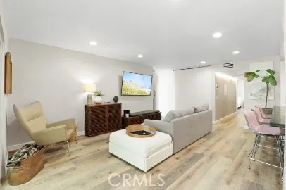 $3,900 | 4610 Park Granada, Unit 2, Calabasas, CA 91302