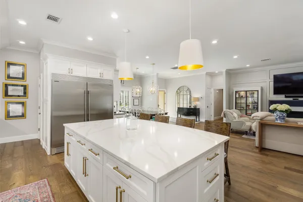 $7,500 | 815 Thornvine Lane, Houston, TX 77079