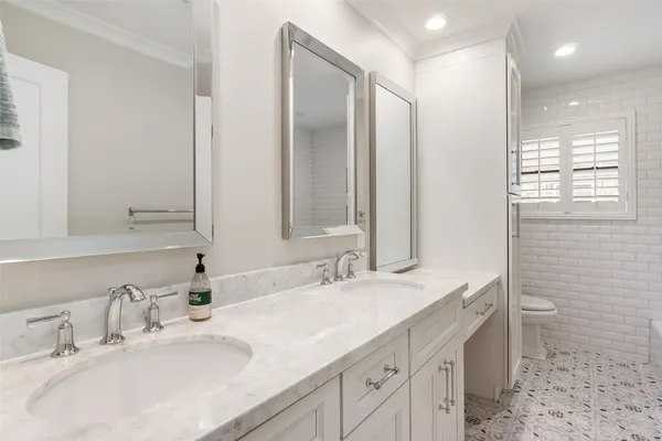 $7,500 | 815 Thornvine Lane, Houston, TX 77079