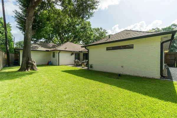 $7,500 | 815 Thornvine Lane, Houston, TX 77079