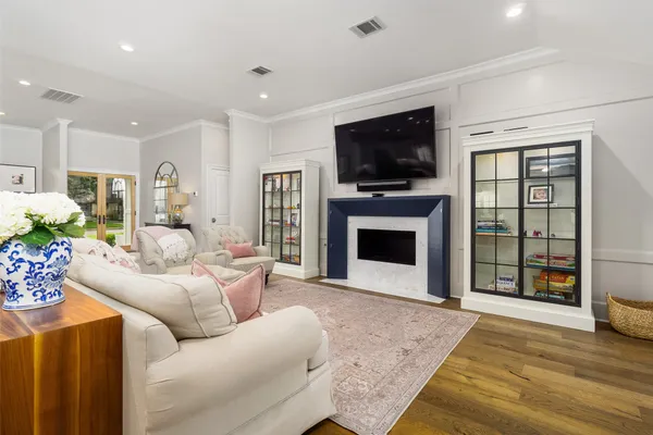 $7,500 | 815 Thornvine Lane, Houston, TX 77079