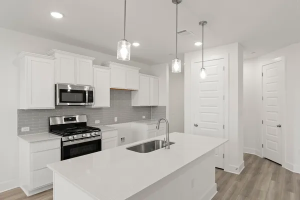 $339,900 | 18909 Schultz Lane, Unit 1102, Round Rock, TX 78664