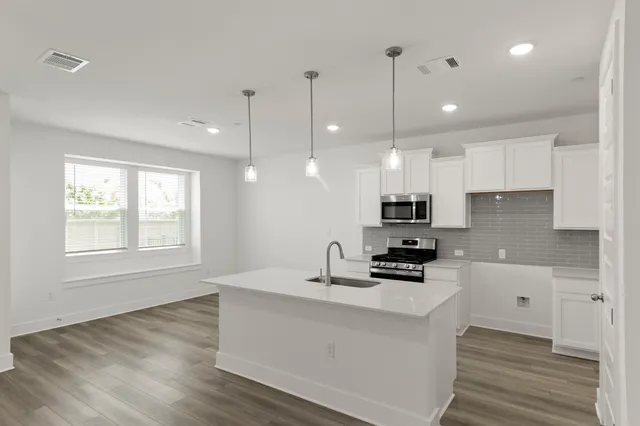 $350,900 | 18909 Schultz Lane, Unit 1102, Round Rock, TX 78664