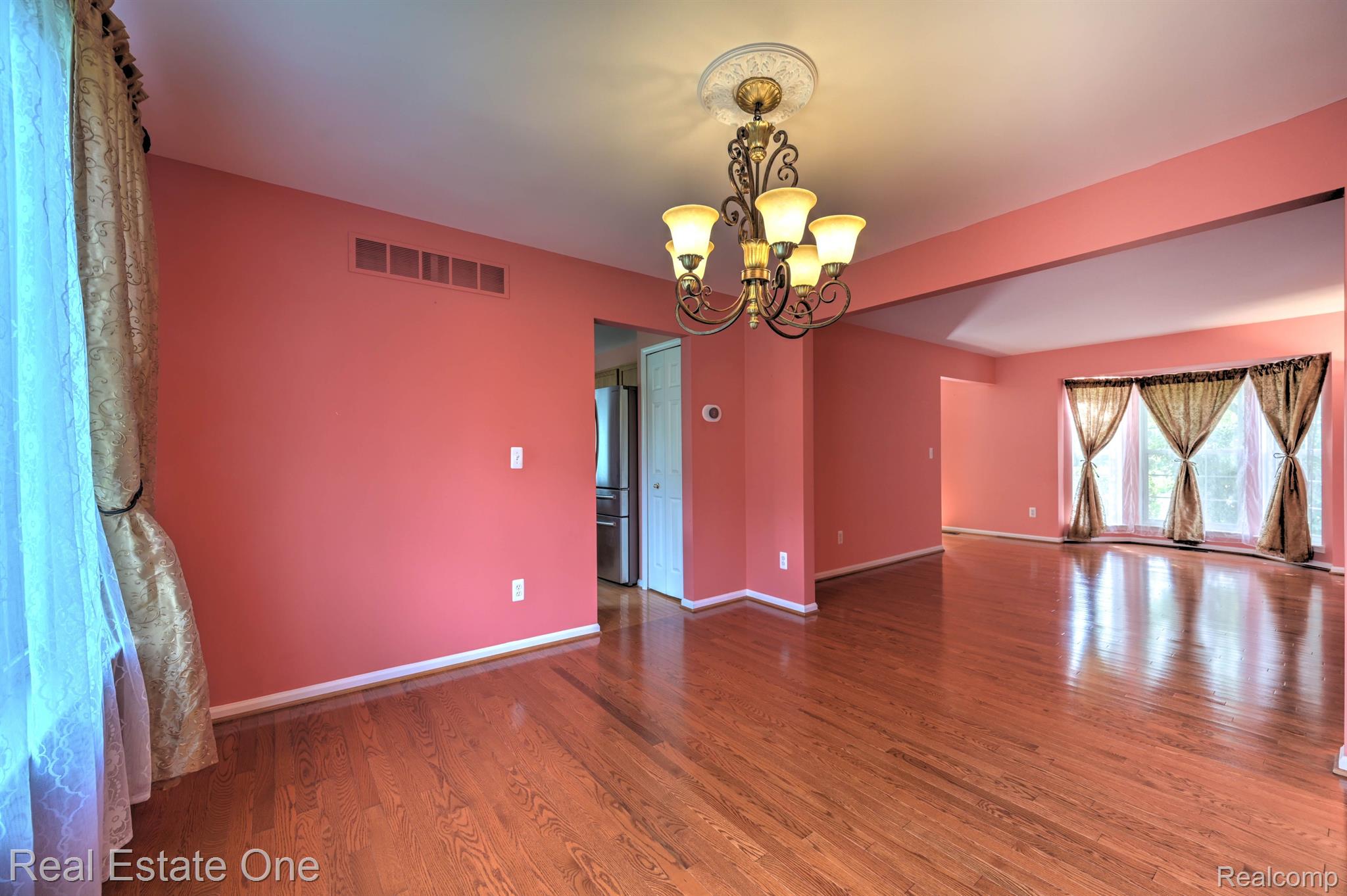 1400 Lee Wood Ridge Road Walled Lake, MI 48390 - Photo 13 of 42 Dining Area-Living Room Area View 2