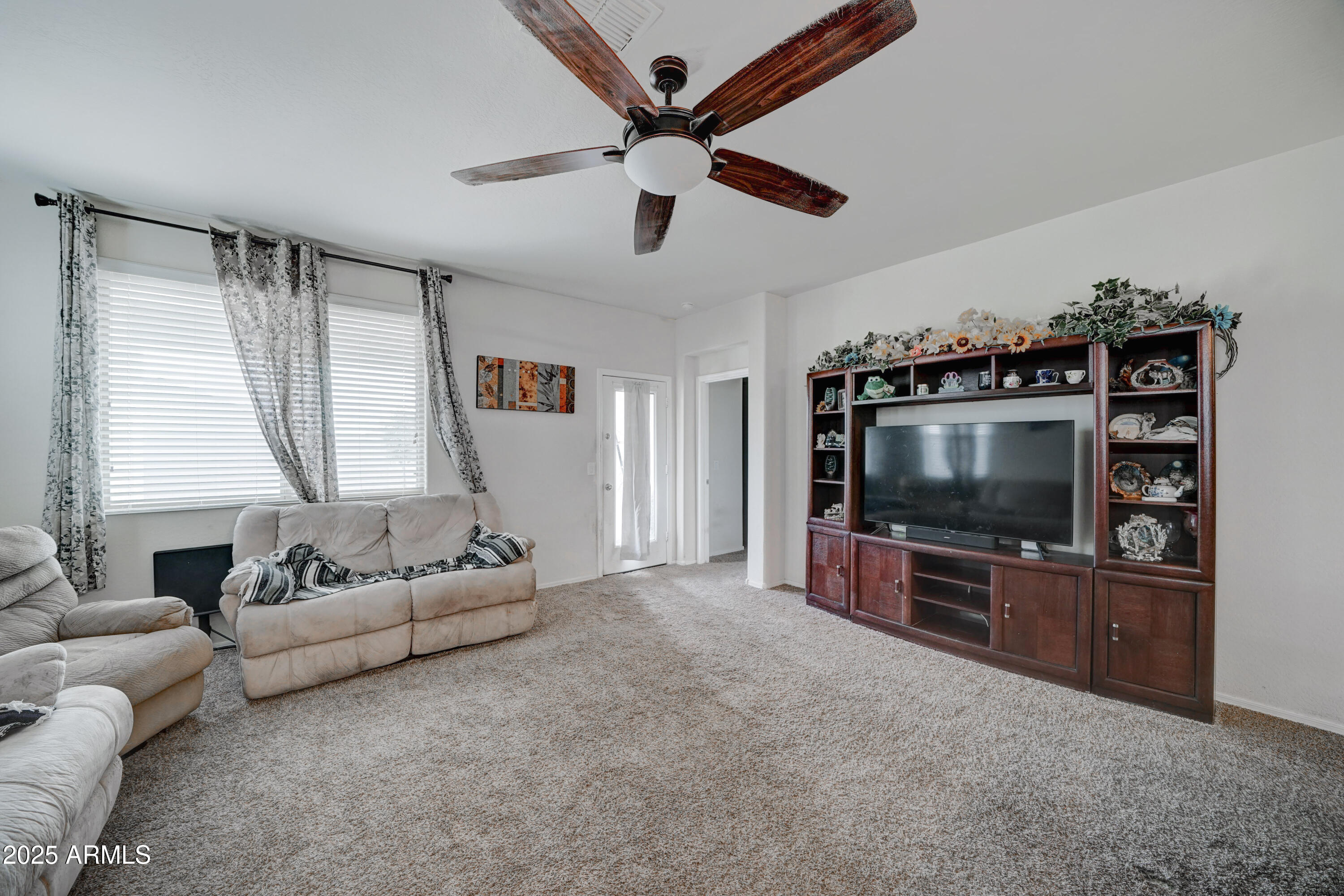 30263 West Pinchot Avenue Buckeye, AZ 85396 - Photo 11 of 25 30263 W Pinchot Ave-9