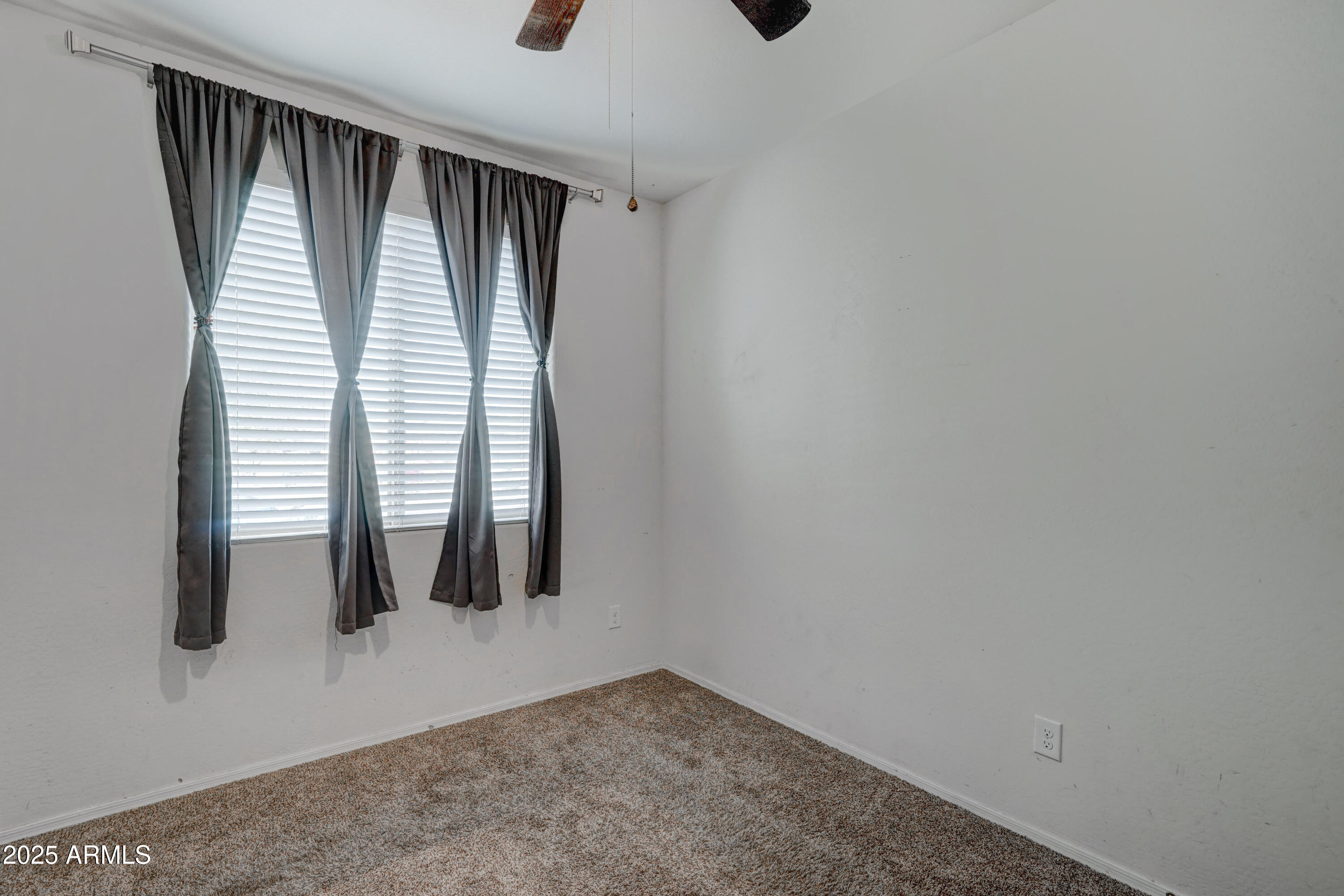 30263 West Pinchot Avenue Buckeye, AZ 85396 - Photo 18 of 25 30263 W Pinchot Ave-14