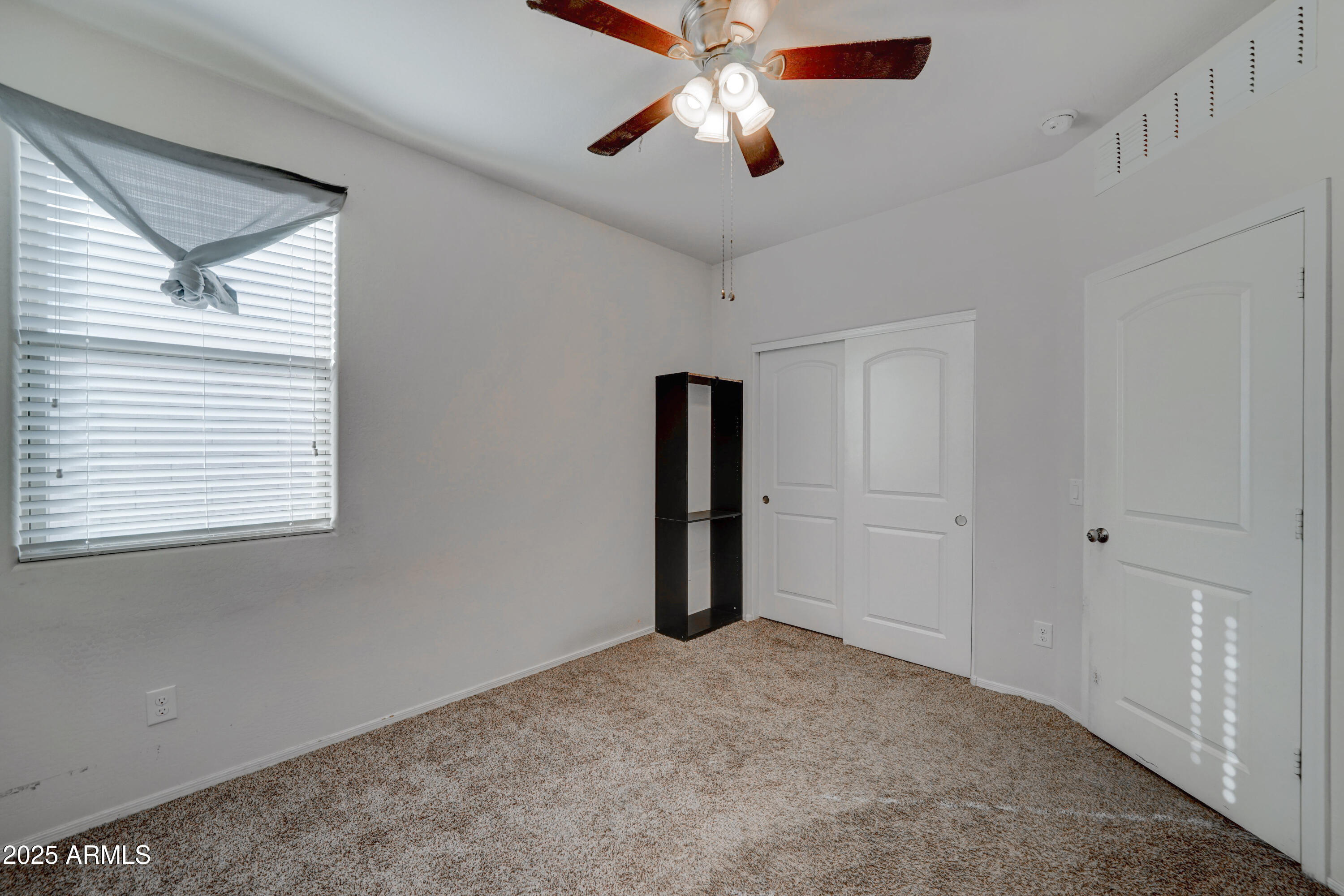 30263 West Pinchot Avenue Buckeye, AZ 85396 - Photo 19 of 25 30263 W Pinchot Ave-16