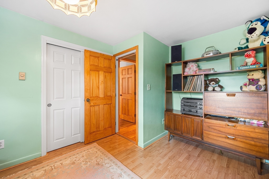 27 Randy Road Framingham, MA 01701 - Photo 22 of 42